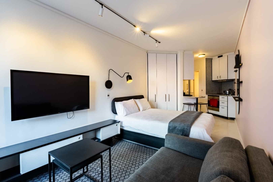 1 Bedroom Property for Sale in Sea Point Western Cape